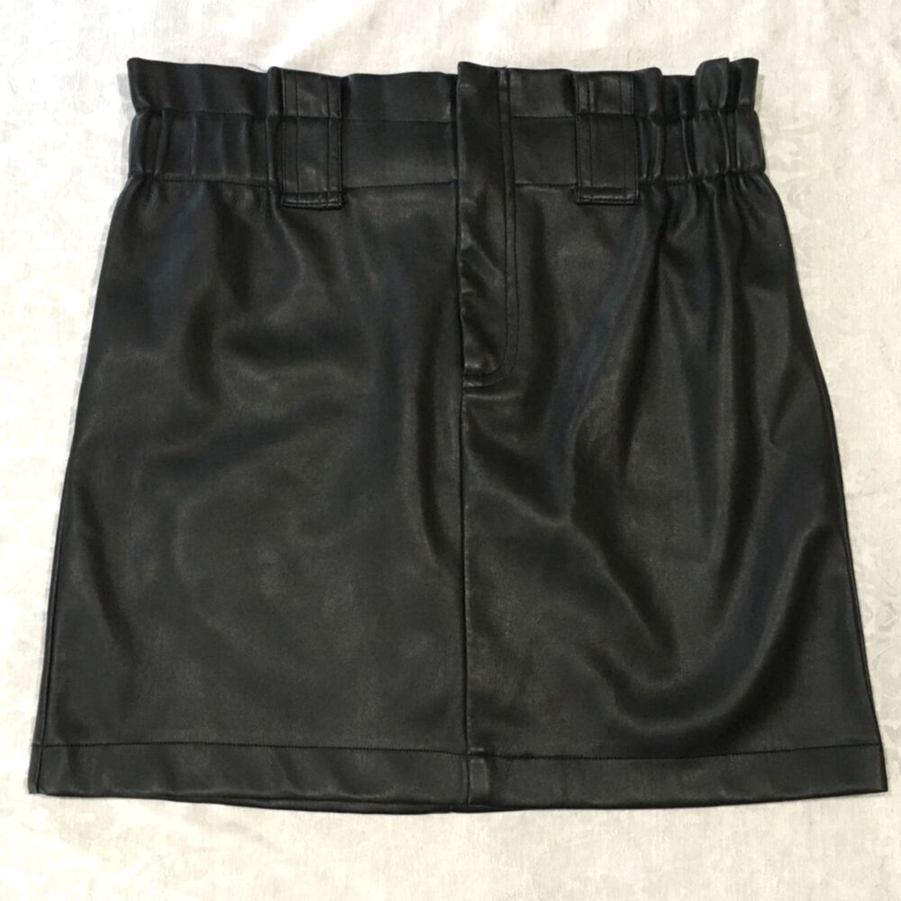 Black Mini Skirt Womens Size L Faux Leather Elastic Waist & zipper